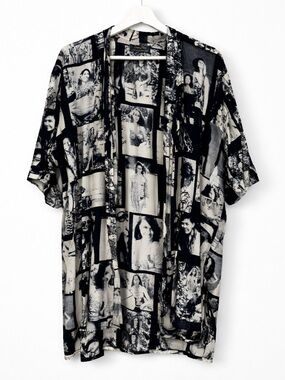 Black and White Graphic Kimono Luna May Belted 100% Rayon Costa Rica Design